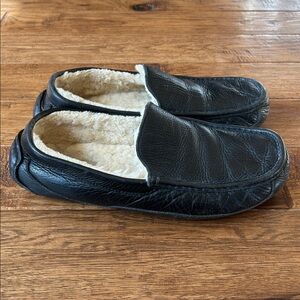 Ugg Ascot Leather Slippers Black Wool Lined Mens Size 10